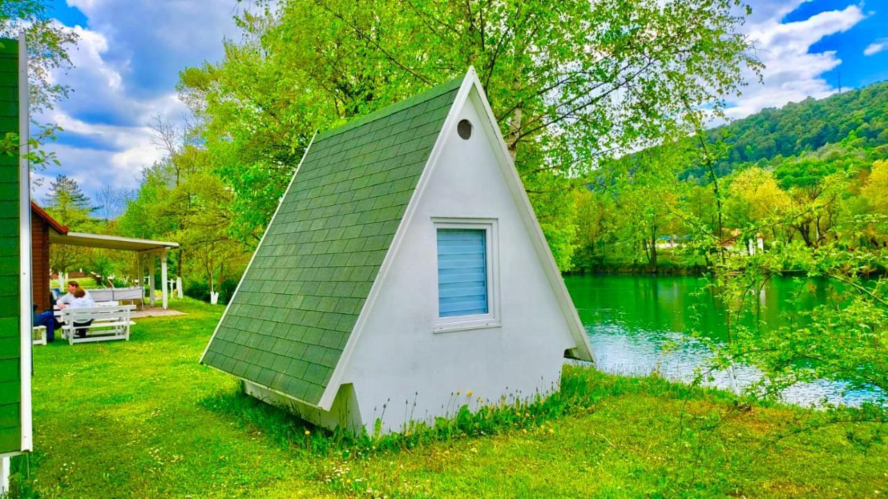 Hotel Una Kamp Bosanska Krupa Exterior foto
